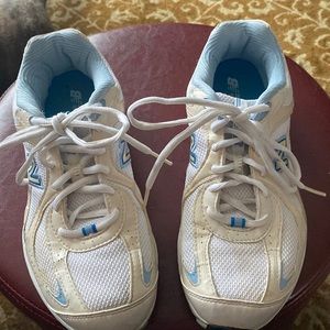 New Balance Athletic Shoes - 9 Women